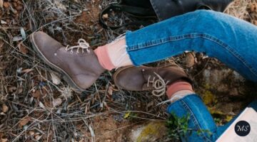 How to Wear Duck Boots with Skinny Jeans - Stylish Pairing
